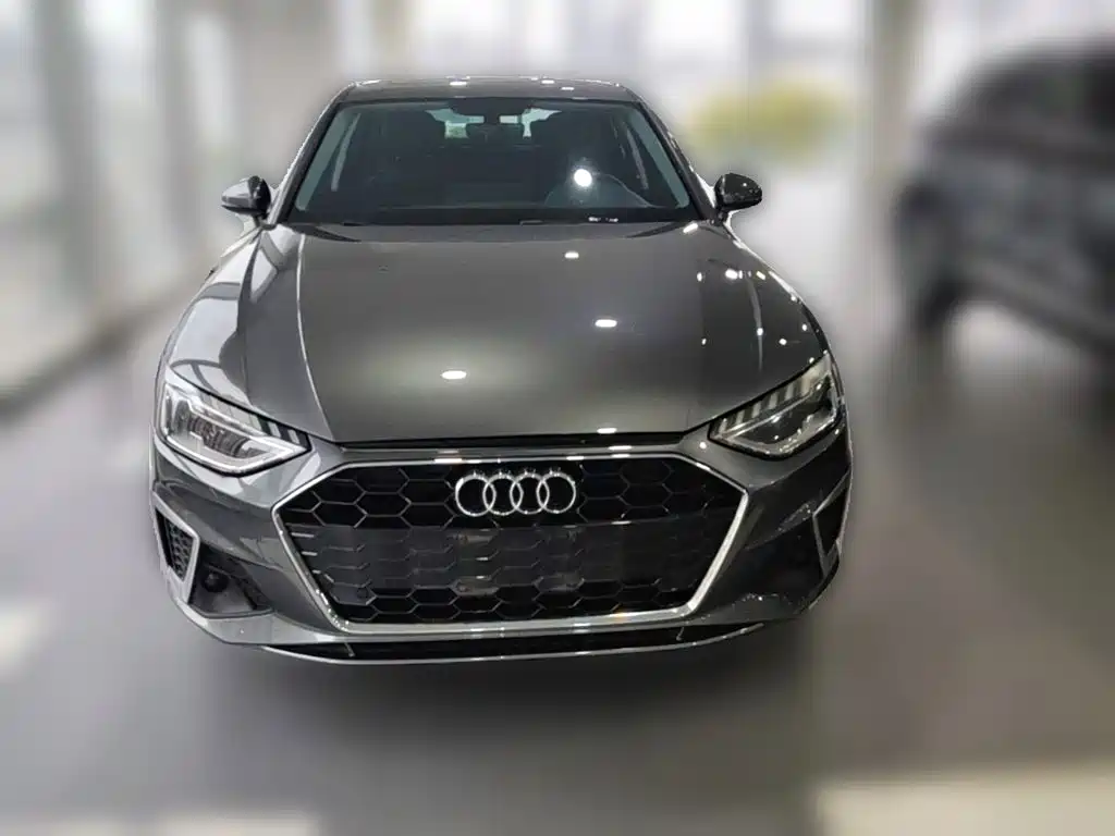 Audi A4L — фото 5