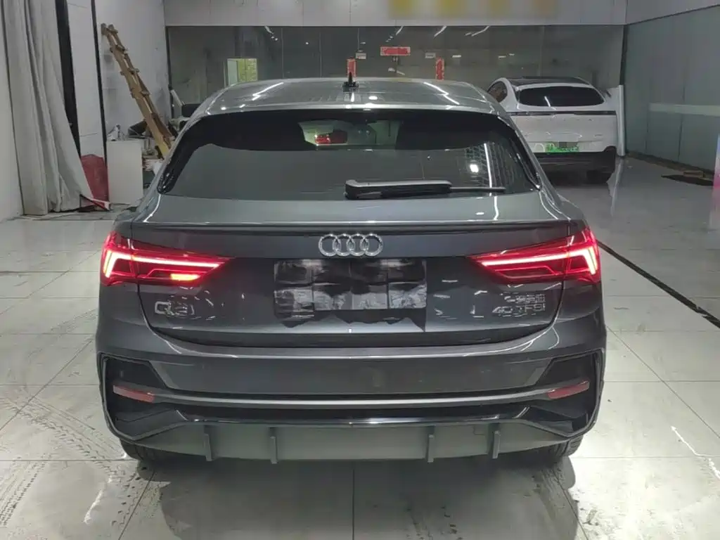 Audi Q3 Sportback — фото 6