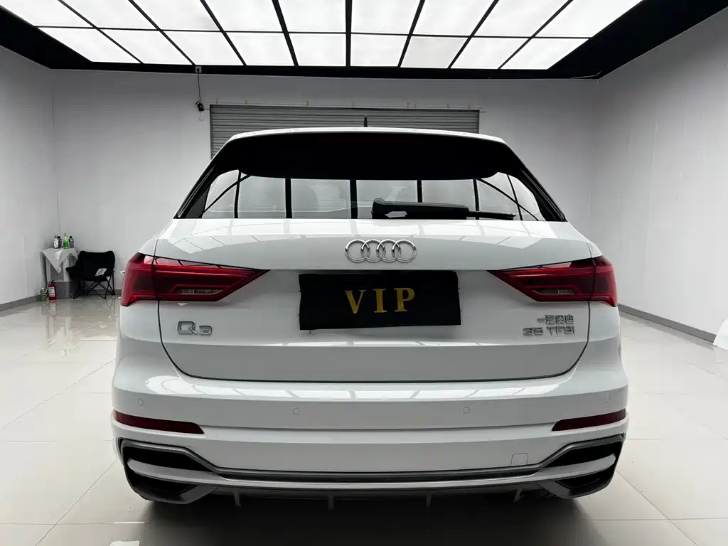 Audi Q3 — фото 5