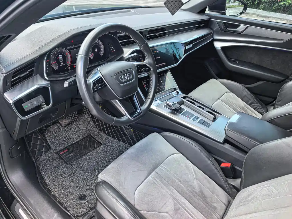 Audi A6L — фото 9