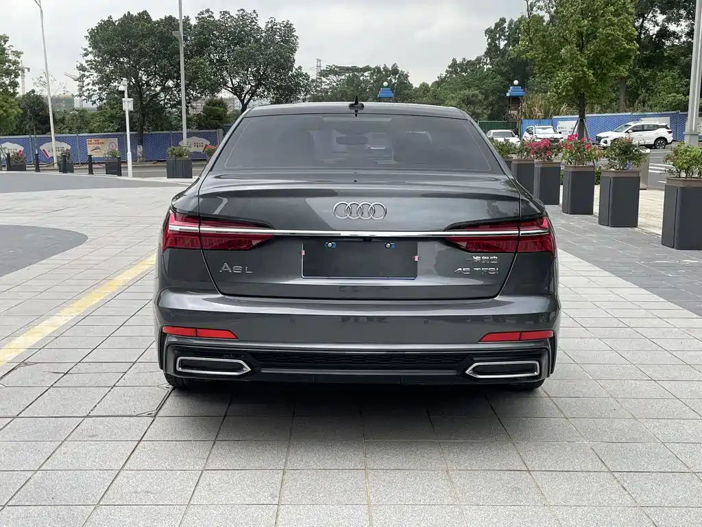 Audi A6L — фото 5