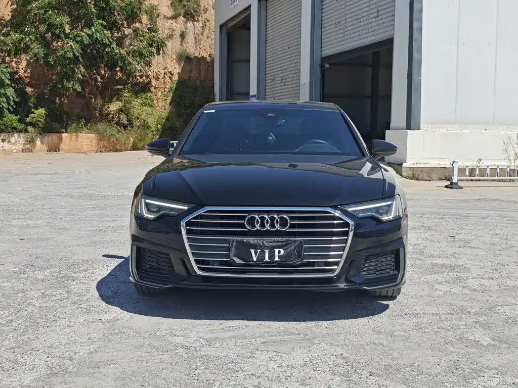 Audi A6L — фото 2