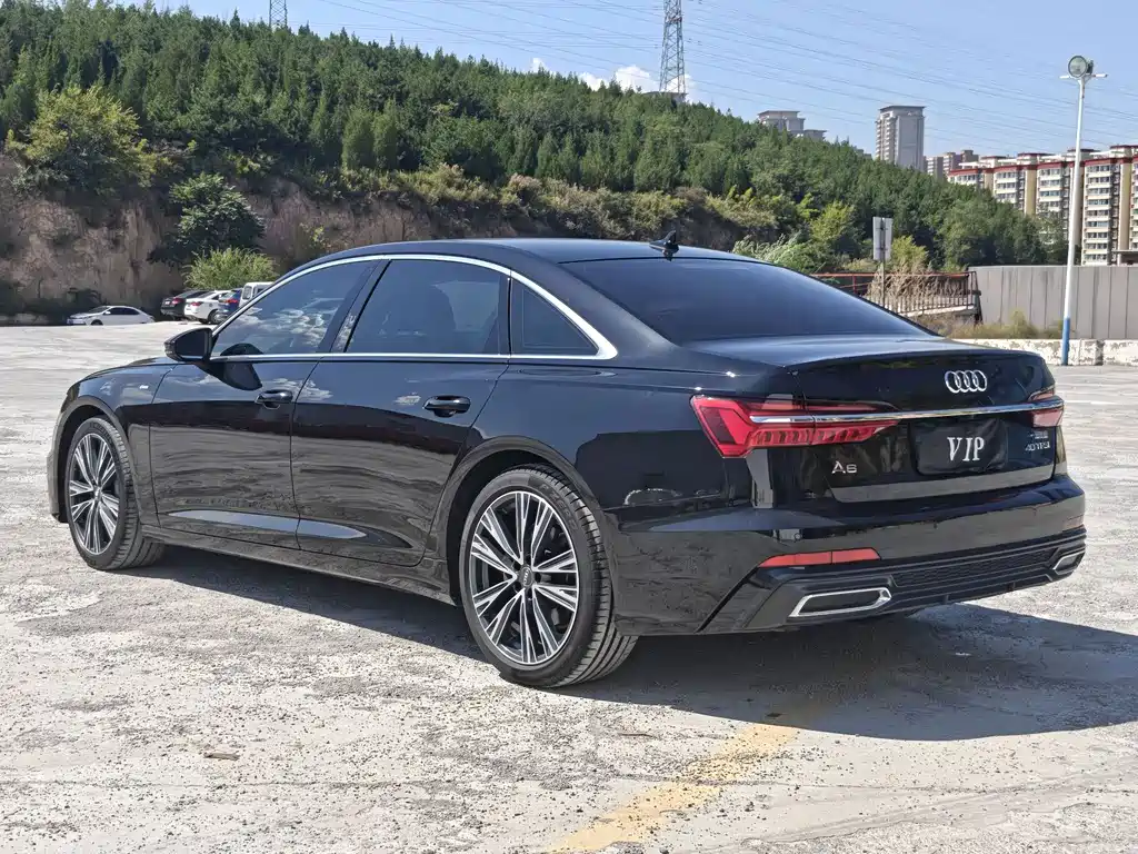 Audi A6L — фото 7