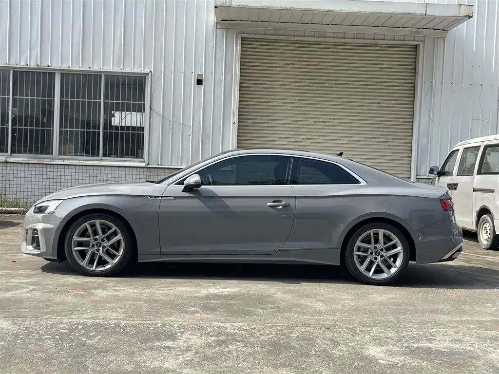 Audi A5 (Import) — фото 3