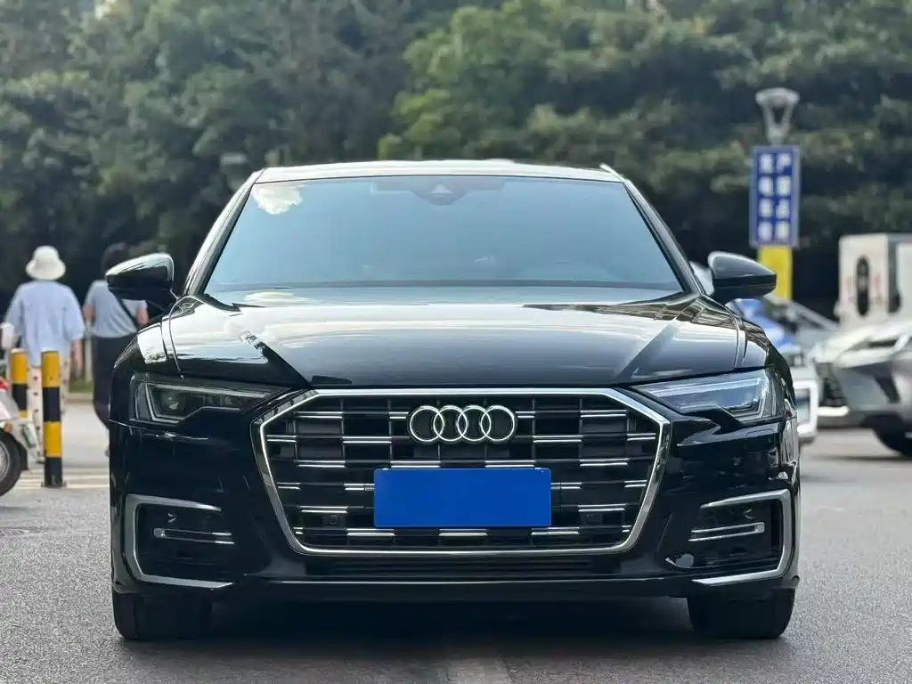 Audi A6L — фото 2