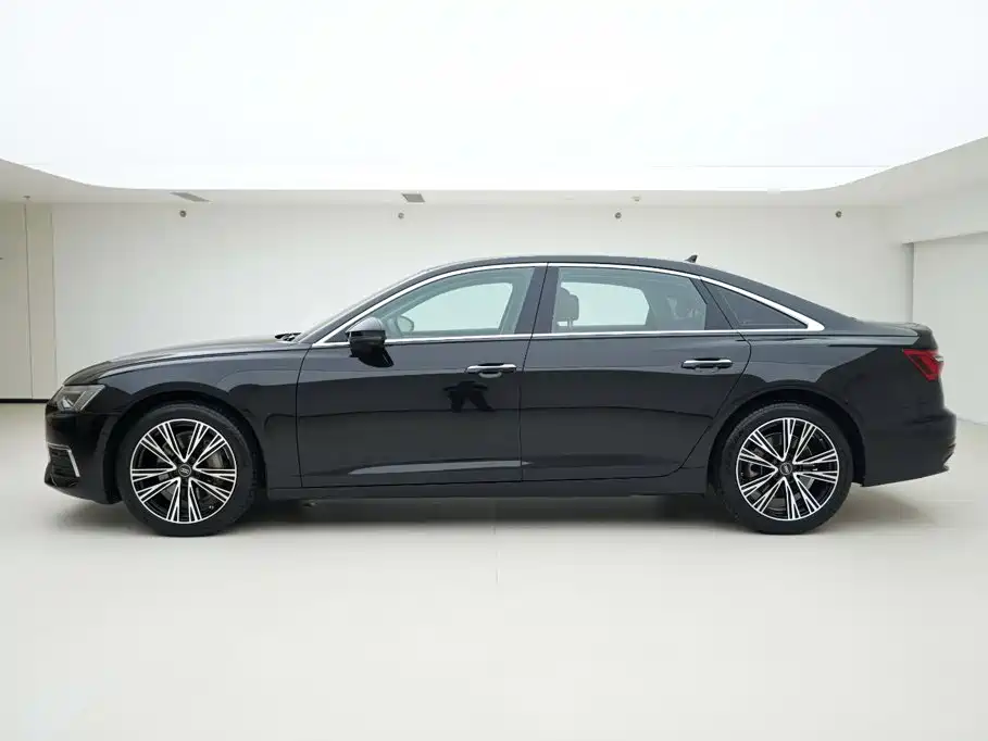 Audi A6L — фото 3