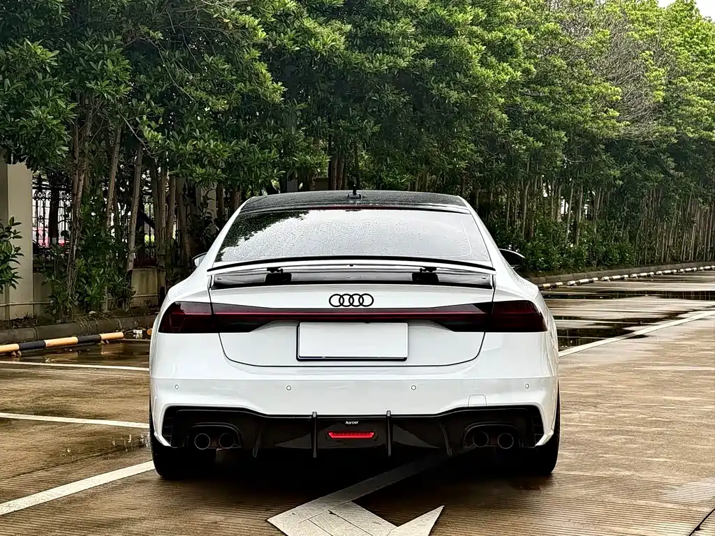 Audi A7 — фото 11