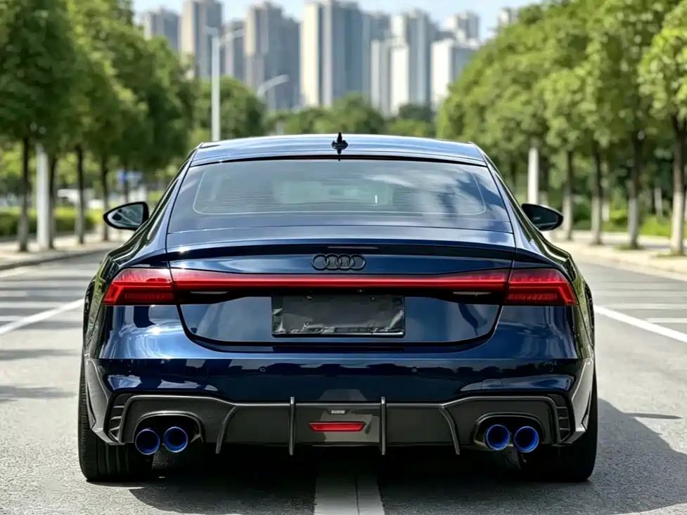 Audi A7 — фото 10