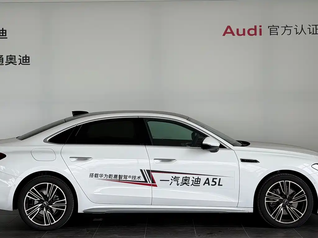 Audi A5L — фото 5