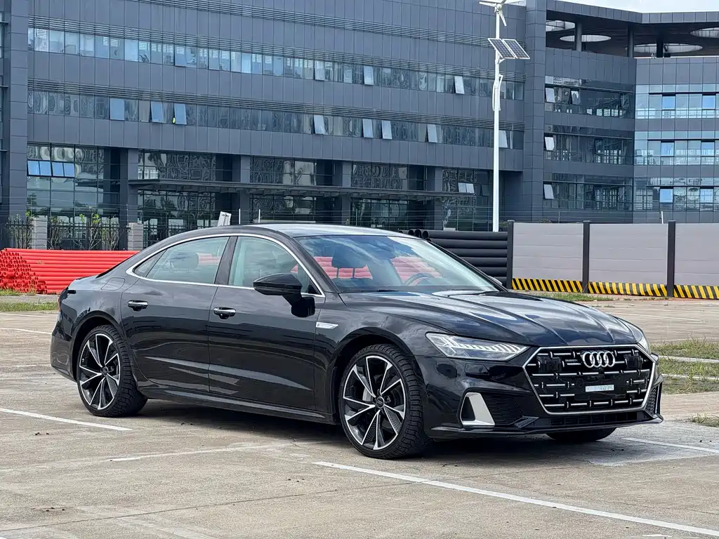 Audi A7L — фото 3