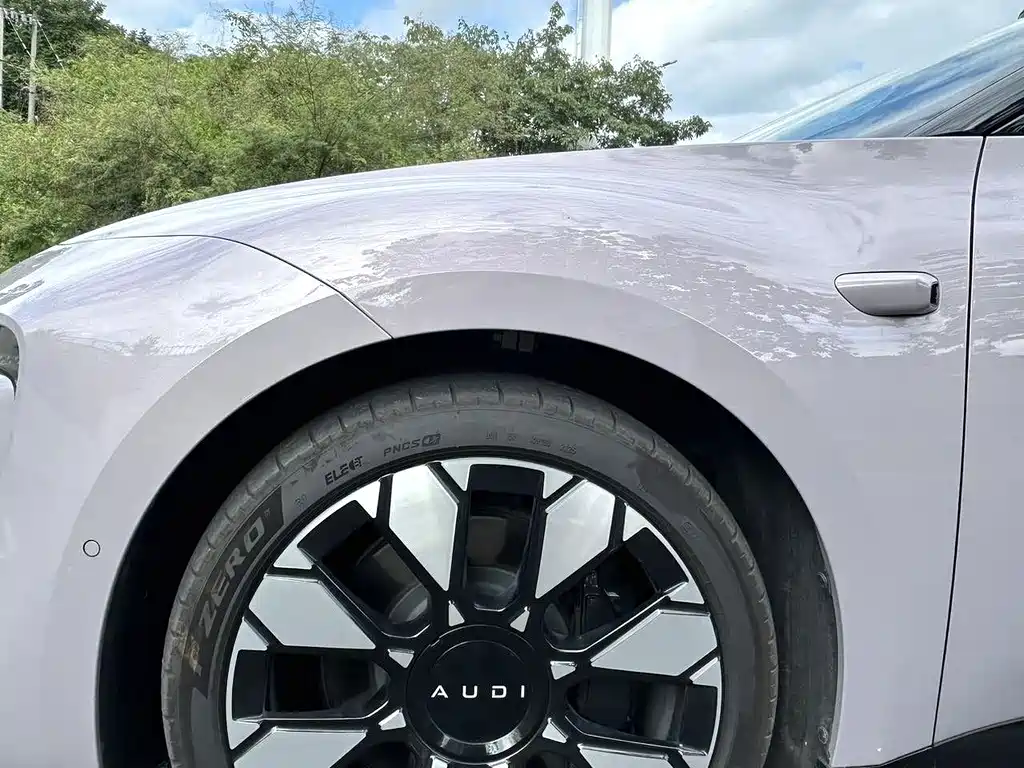 Audi E5 Sportback — фото 11
