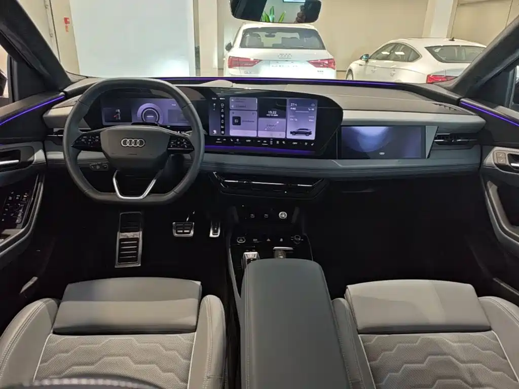 Audi Q6L e-tron — фото 10