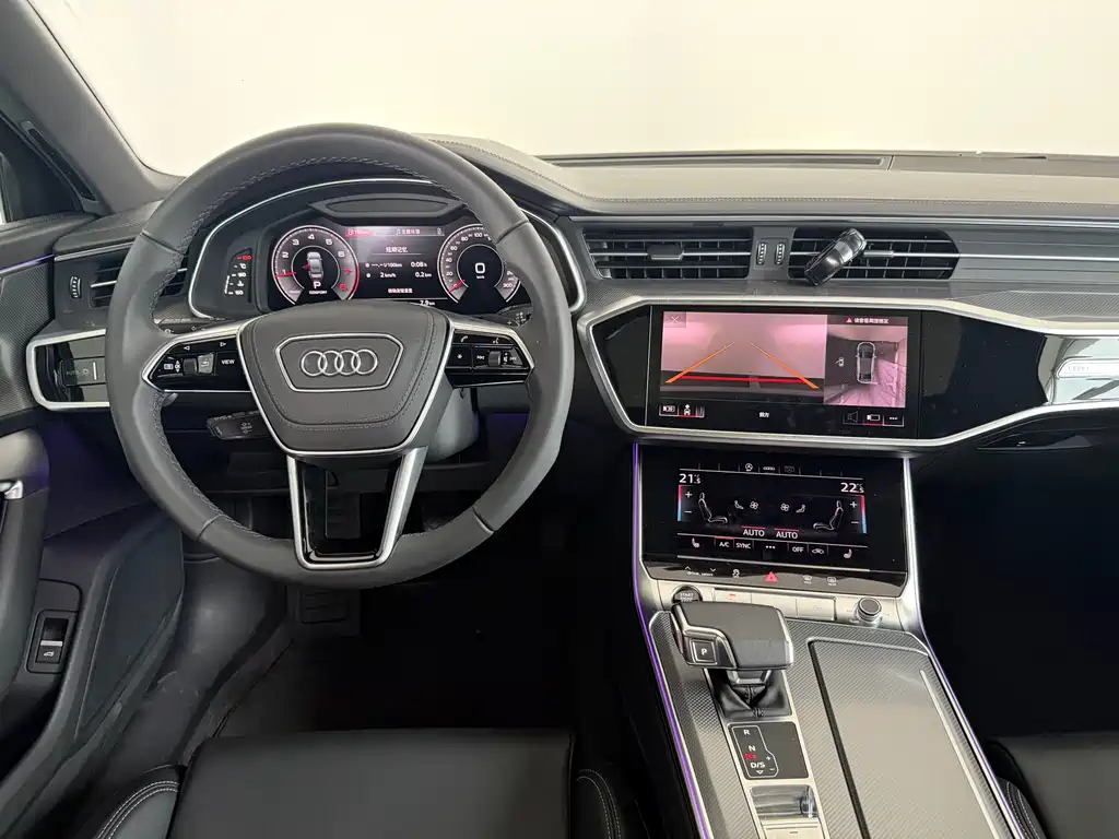 Audi A6L — фото 11