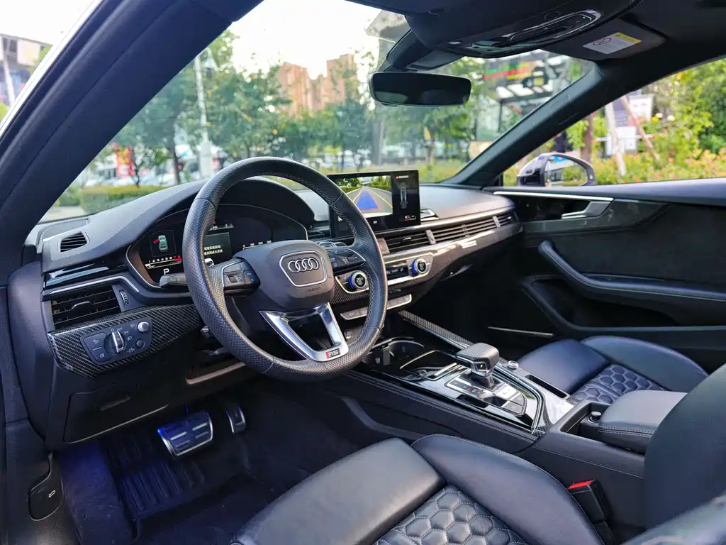 Audi RS 5 — фото 10