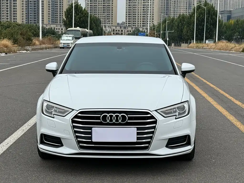 Audi A3 — фото 2