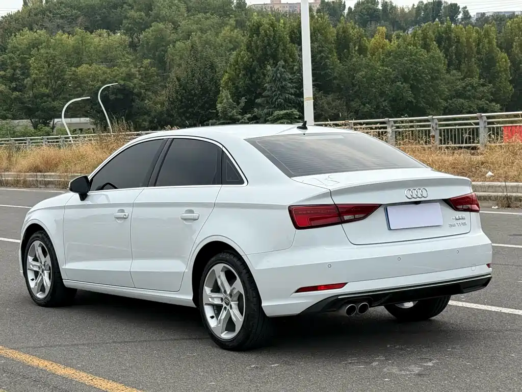 Audi A3 — фото 20