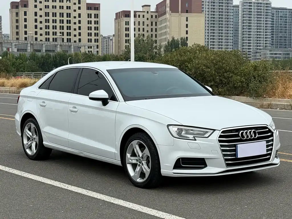 Audi A3 — фото 3