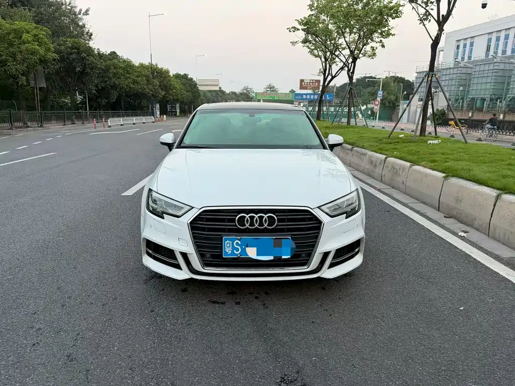 Audi A3 — фото 2