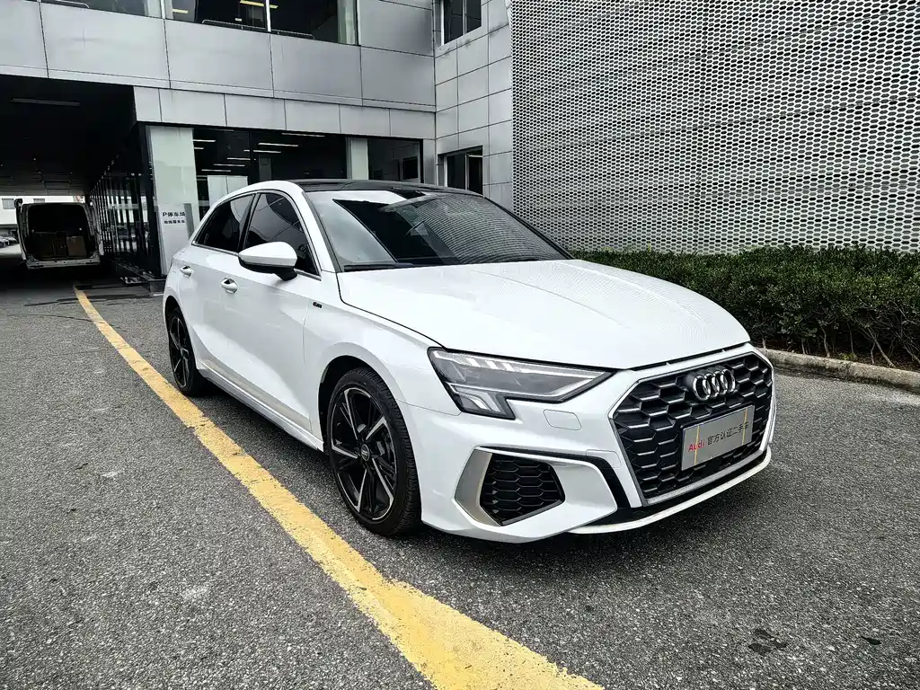 Audi A3 — фото 3