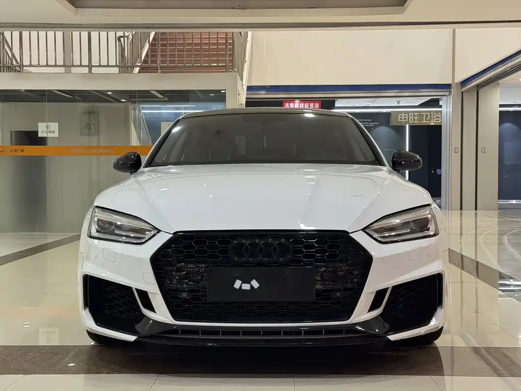 Audi A5 (Import) — фото 2