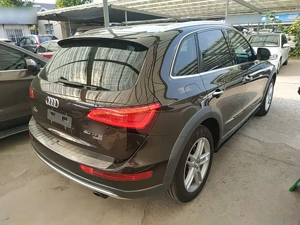 Audi Q5 — фото 7
