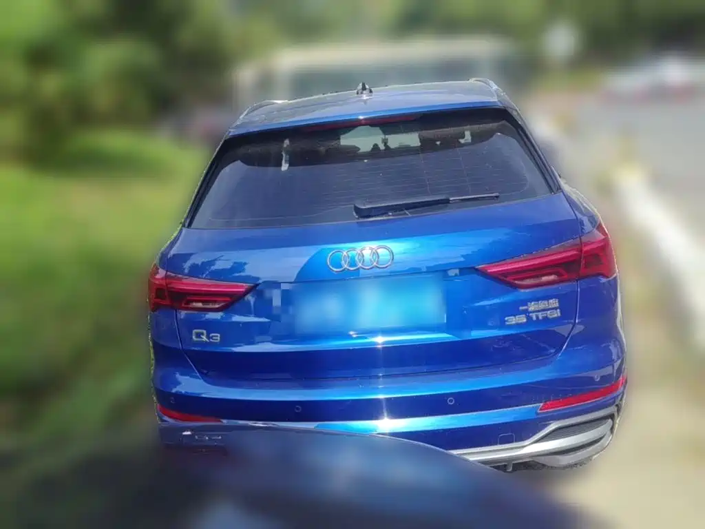 Audi Q3 — фото 8