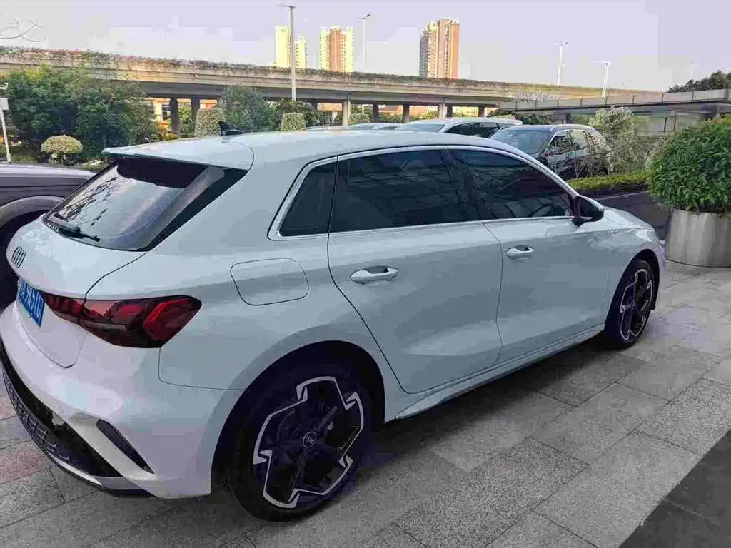 Audi A3 — фото 2