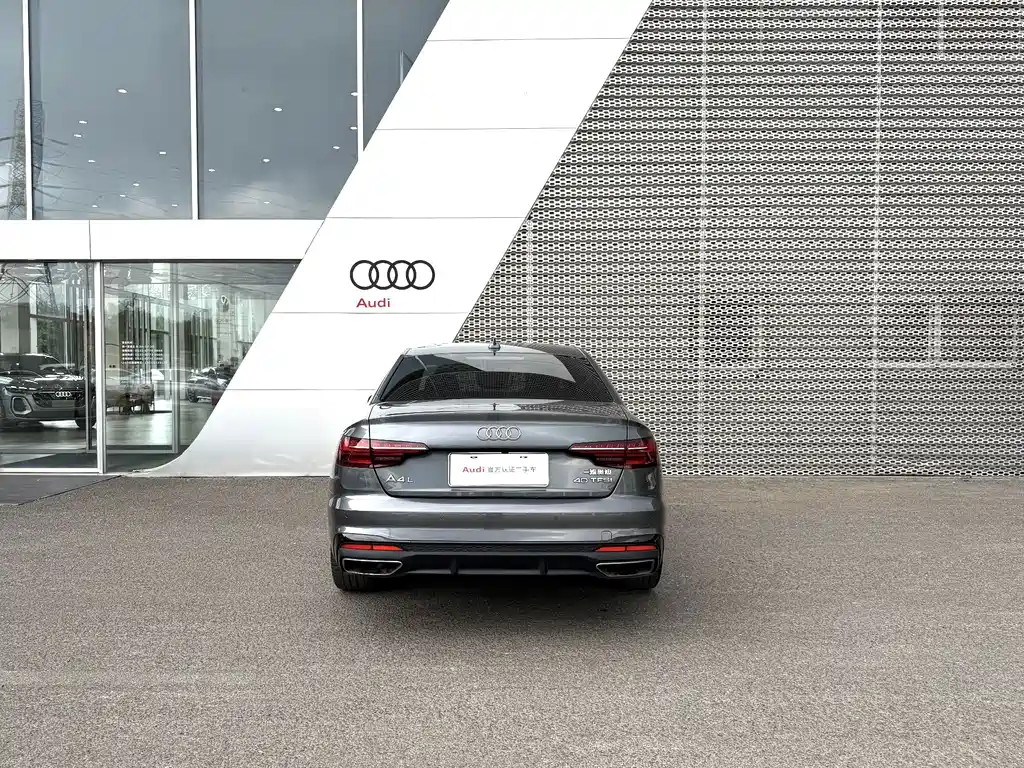 Audi A4L — фото 5