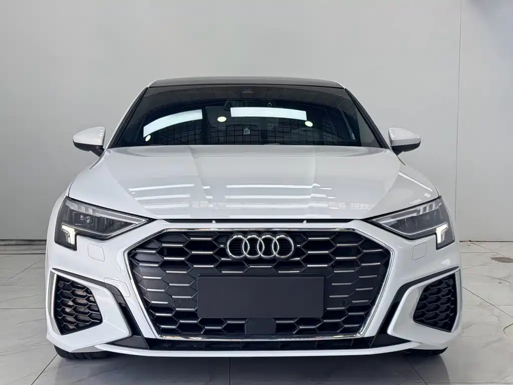 Audi A3 — фото 2