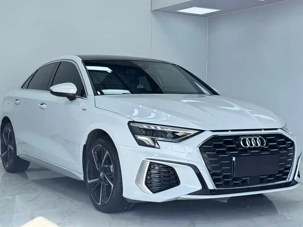 Audi A3 — фото 3