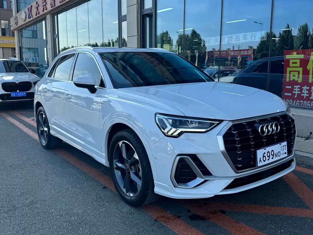 Audi Q3 — фото 3