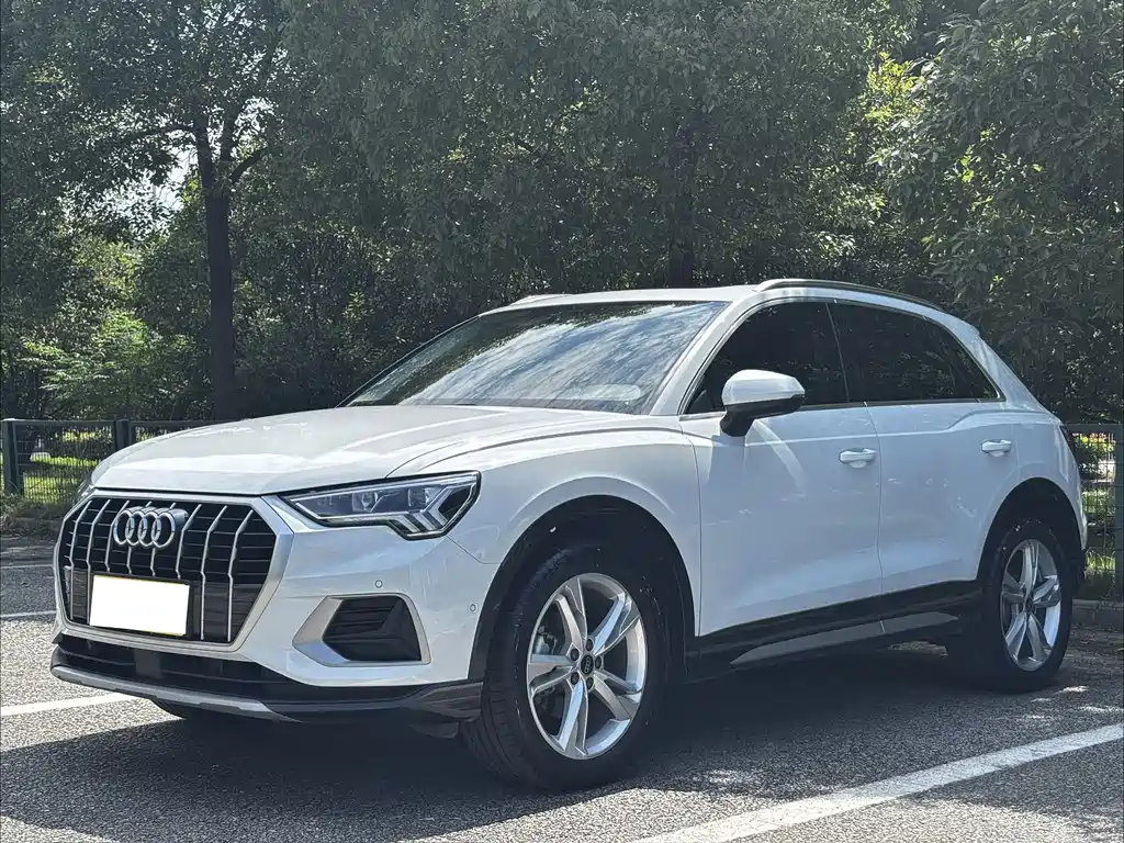 Audi Q3 — фото 3