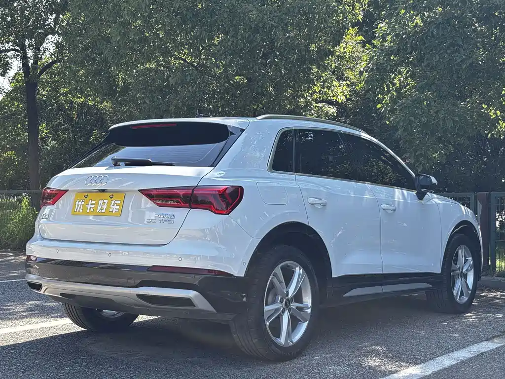 Audi Q3 — фото 5