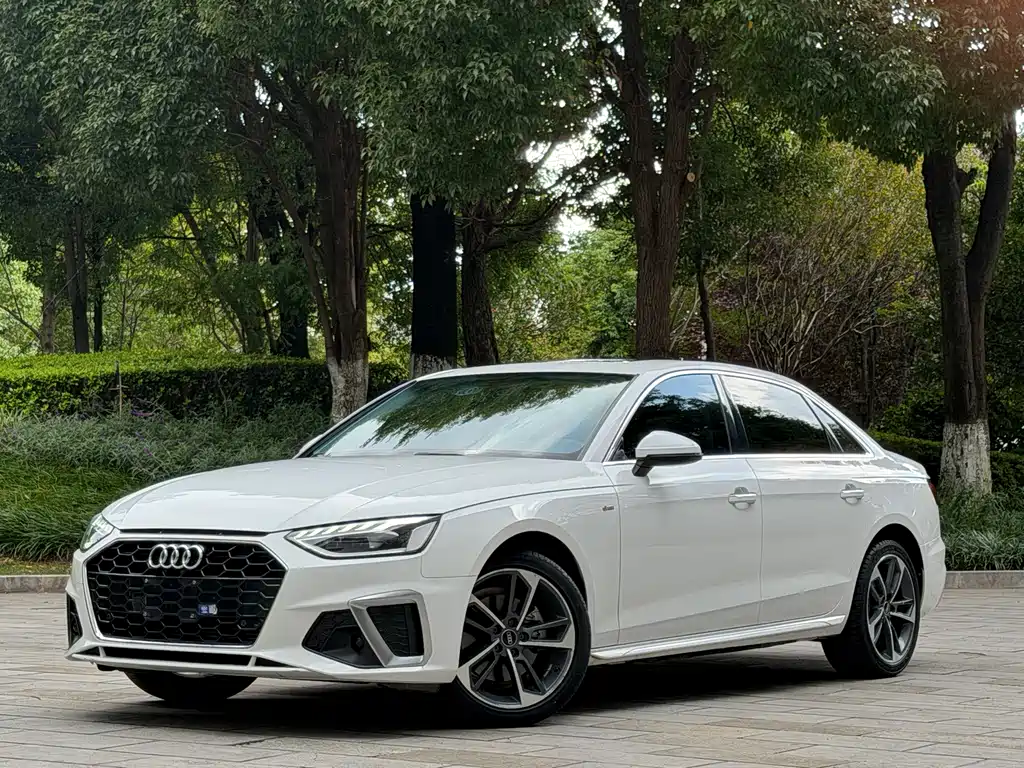 Audi A4L — фото 3