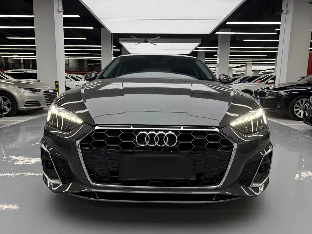 Audi A5 (Import) — фото 2