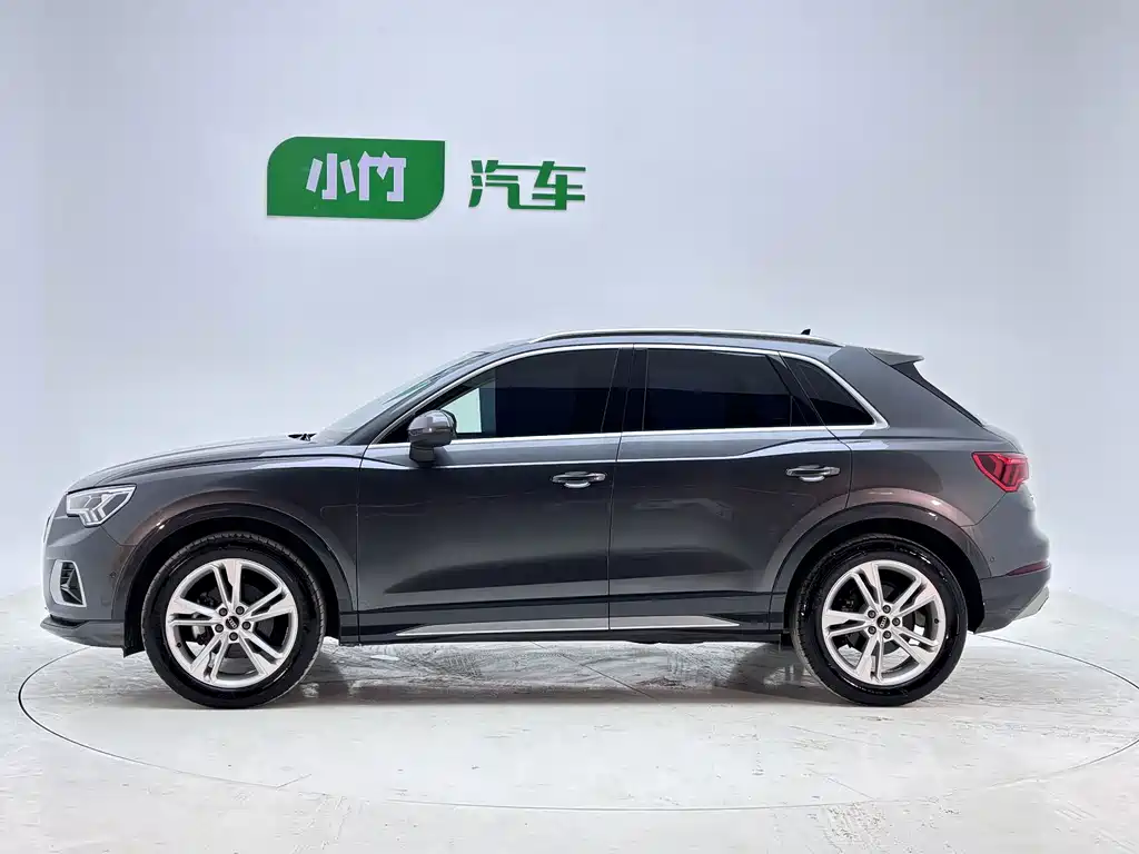 Audi Q3 — фото 7