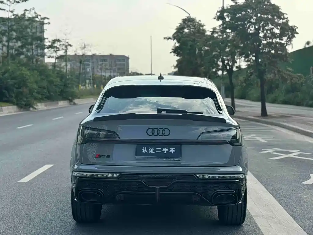 Audi Q5L Sportback — фото 8