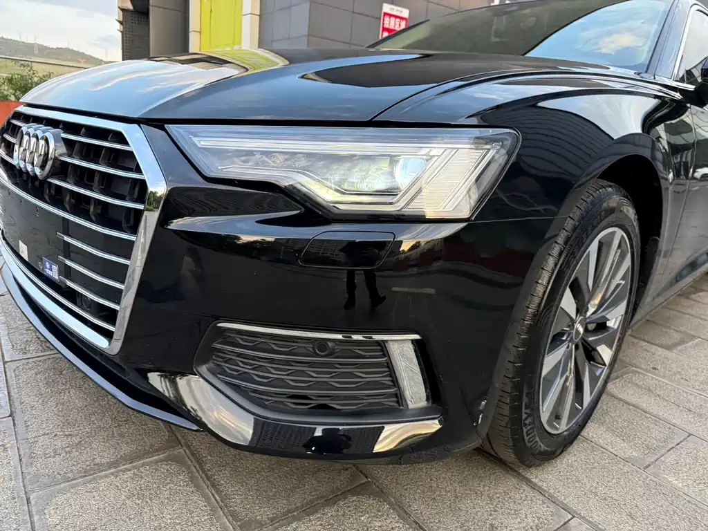 Audi A6L — фото 13