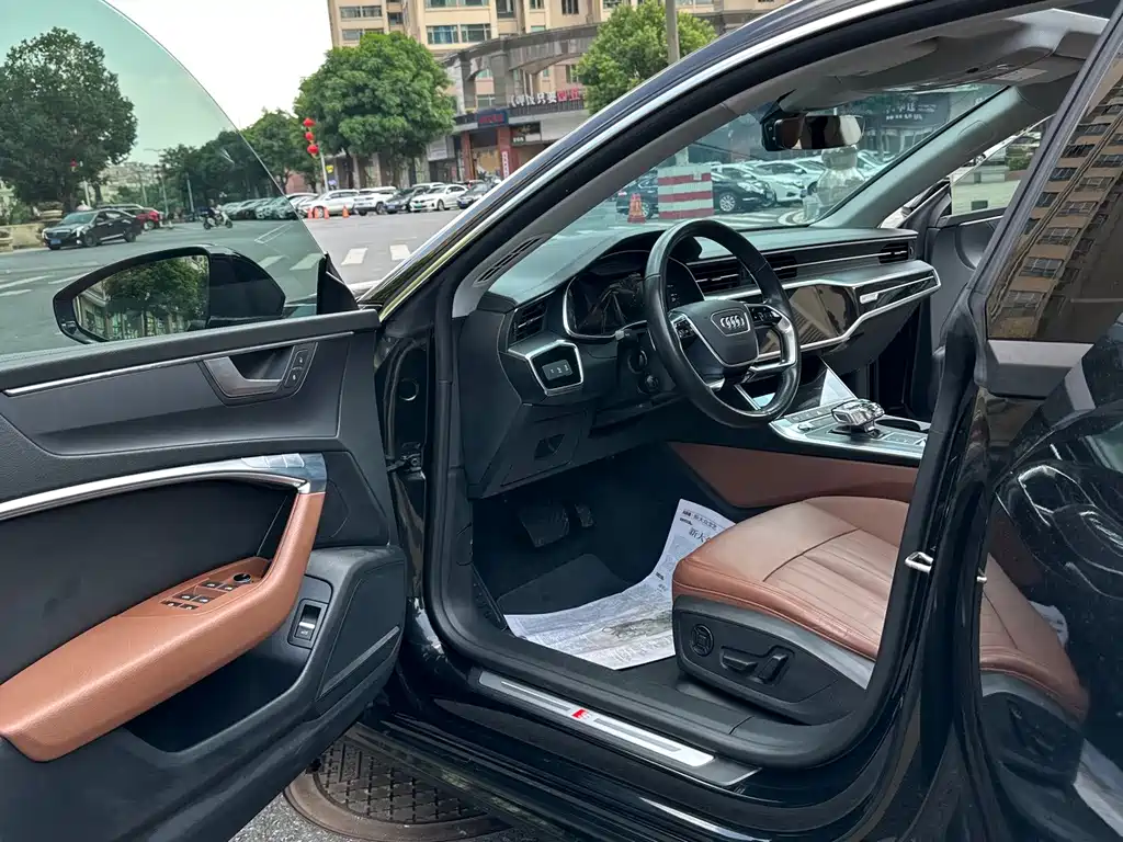 Audi A7 — фото 20