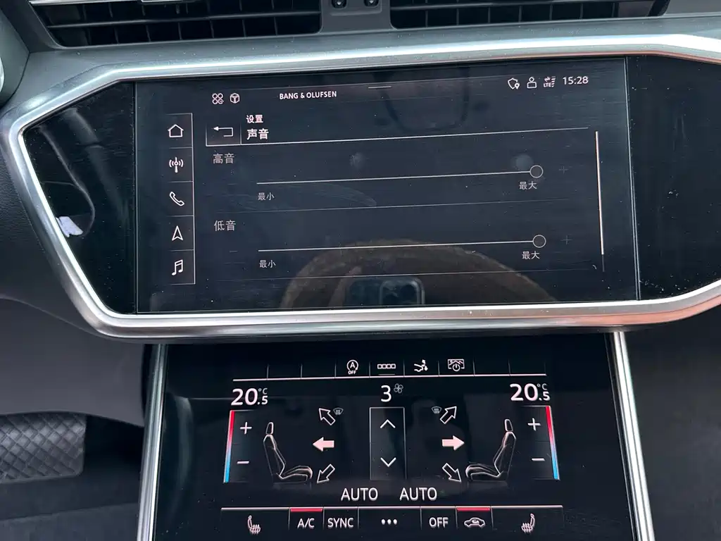 Audi A7 — фото 25