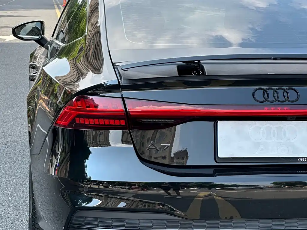 Audi A7 — фото 5