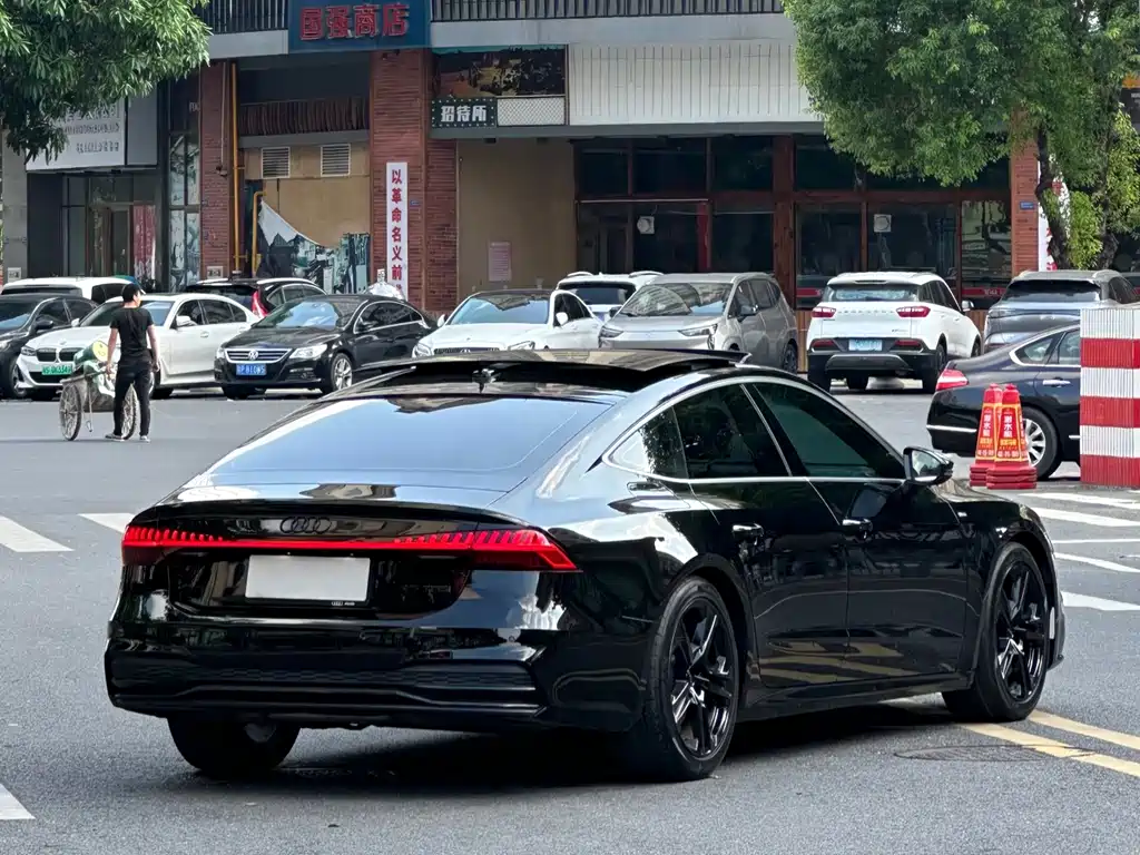 Audi A7 — фото 10