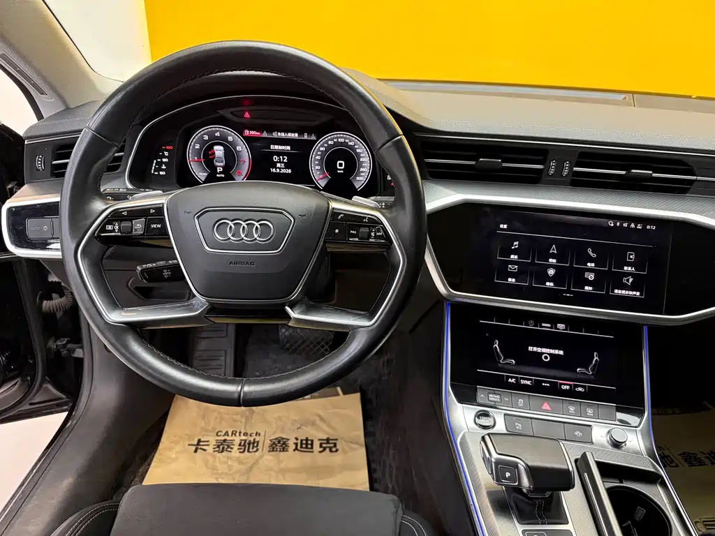 Audi A7L — фото 13