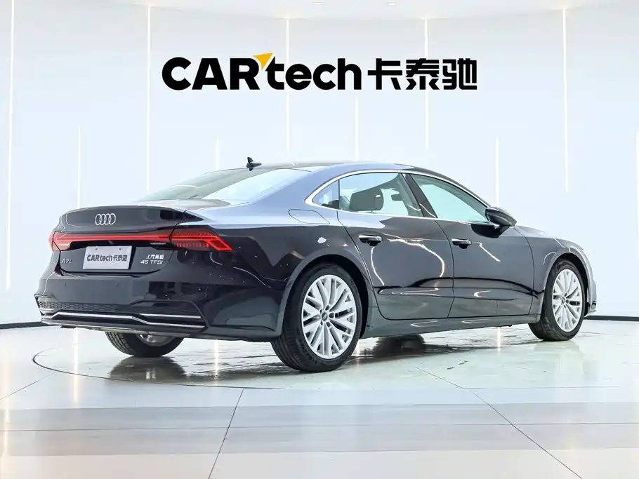 Audi A7L — фото 4