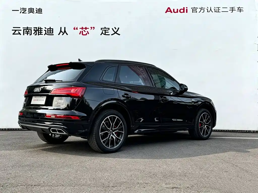 Audi Q5L — фото 3