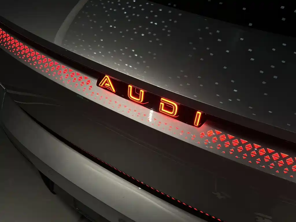 Audi E5 Sportback — фото 5