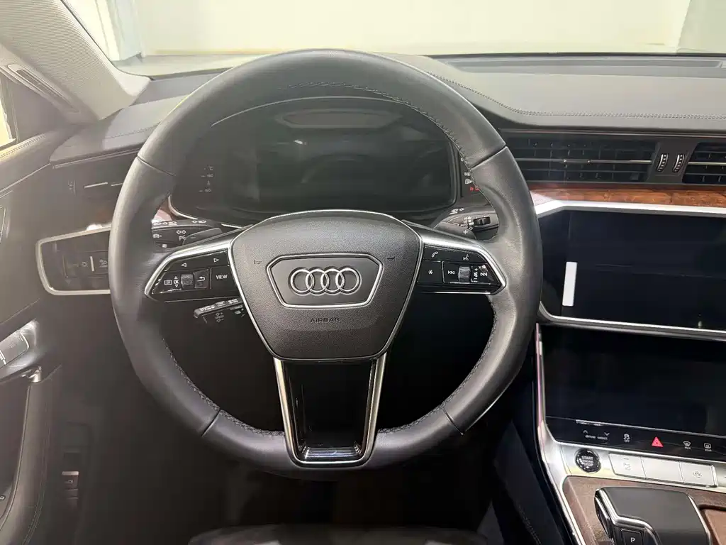 Audi A7 — фото 7