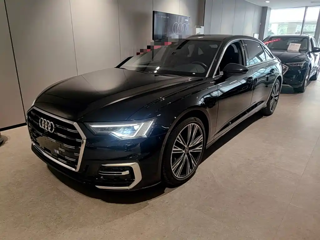 Audi A6L — фото 2