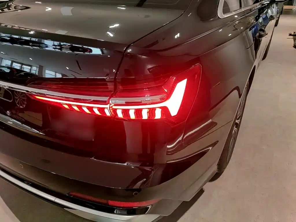 Audi A6L — фото 24