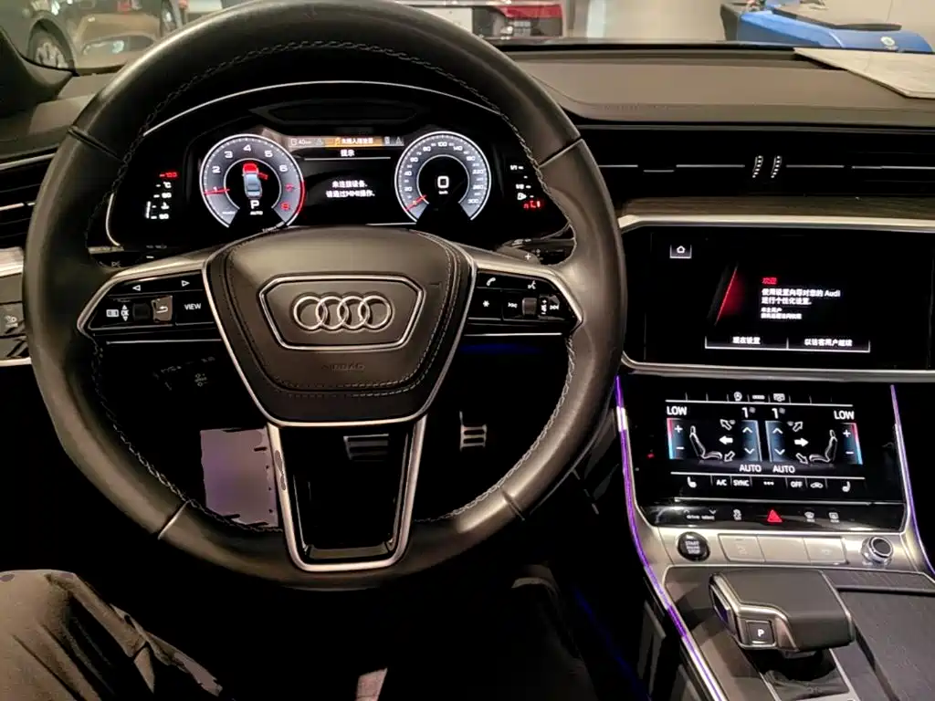 Audi A6L — фото 6